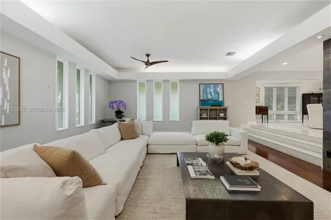 $3,150,000 | 13300 Southwest 69th Avenue, Pinecrest, FL 33156