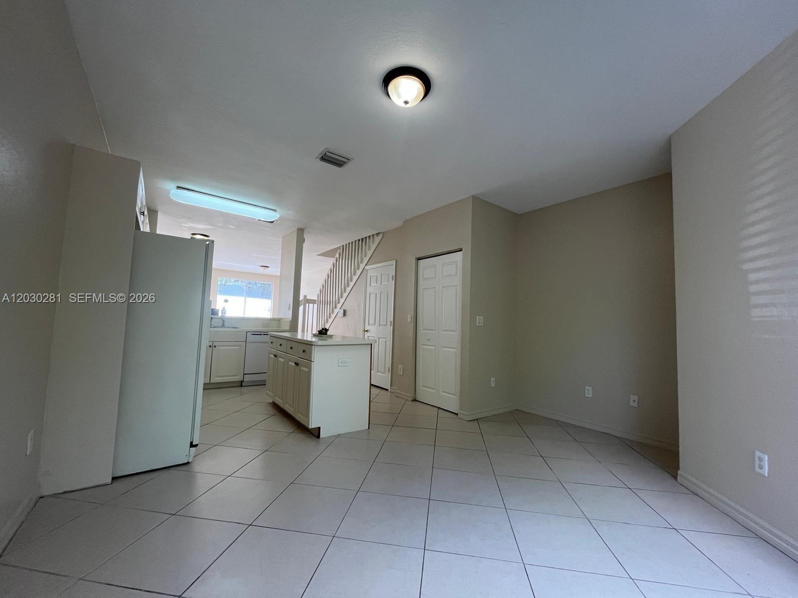 1932 Alamanda Way, Unit 1932 Riviera Beach, FL 33404 - Photo 3 of 17