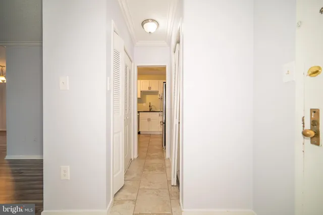 $350,000 | 3705 South George Mason Drive, Unit 1617S, Falls Church, VA 22041