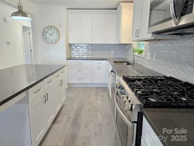 $239,900 | 2334 Woodleaf Drive, Gastonia, NC 28052