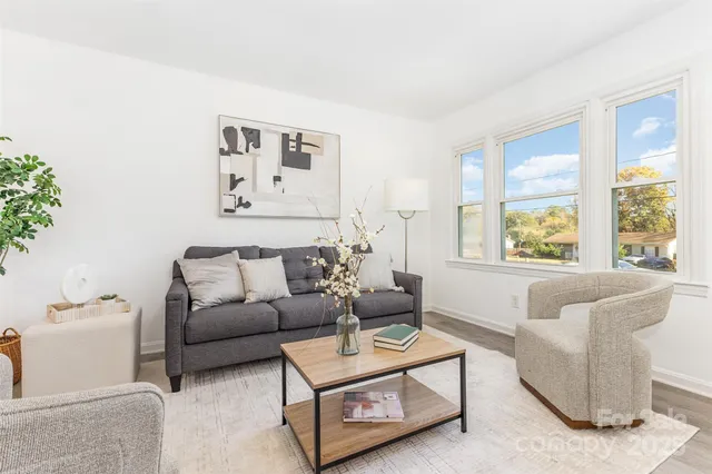 $239,900 | 2334 Woodleaf Drive, Gastonia, NC 28052