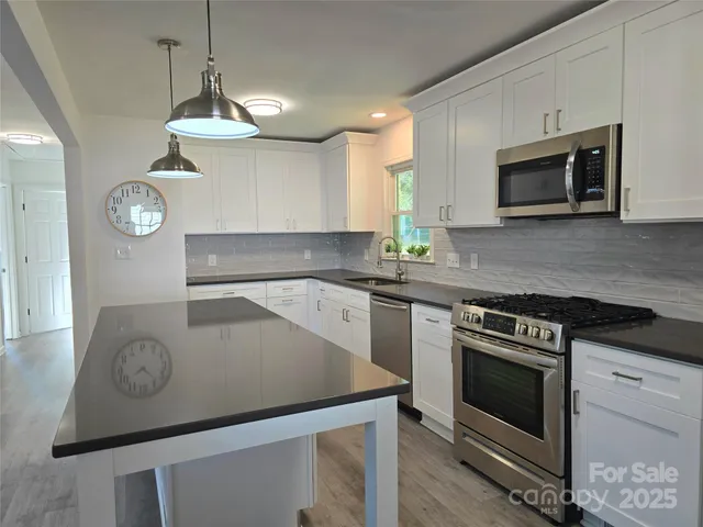 $239,900 | 2334 Woodleaf Drive, Gastonia, NC 28052