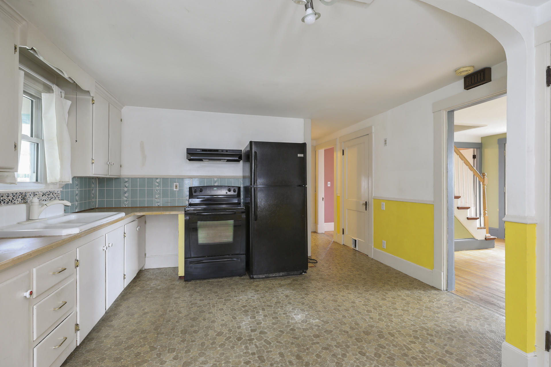 16 Ray Street Biddeford, ME 04005 - Photo 4 of 13 004-photo--7551568