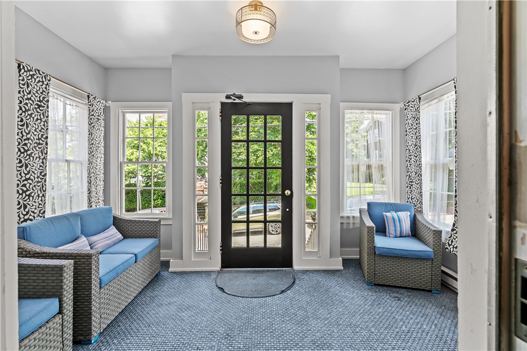 75 Pelham Street, Unit B Newport, RI 02840 - Photo 19 of 45