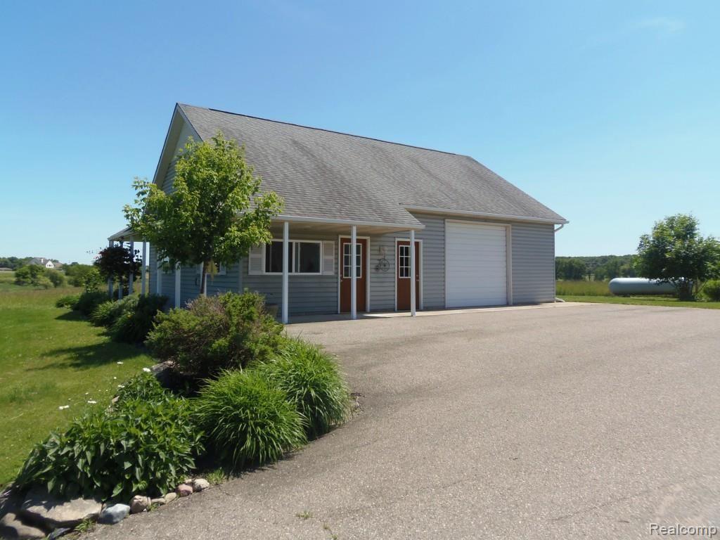 2870 Cedar Lake Road Howell, MI 48843 - Photo 19 of 19 250.jpg