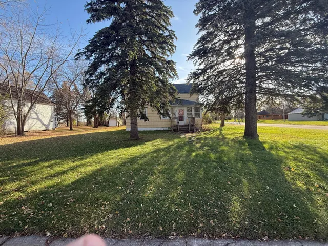 $40,000 | 1111 3rd Avenue South, Wheaton, MN 56296