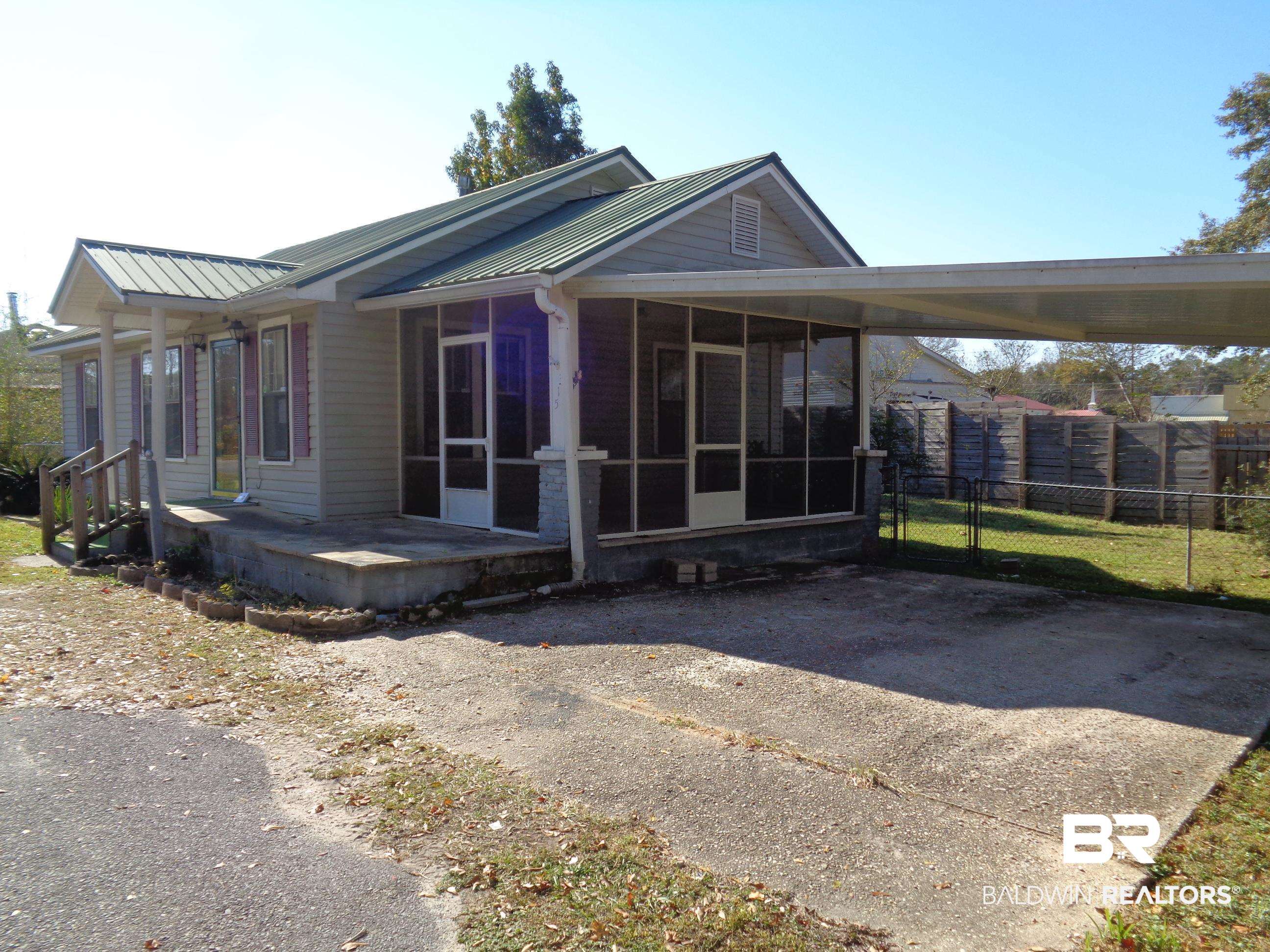315 McCurdy Street Flomaton, AL 36441 - Photo 4 of 39