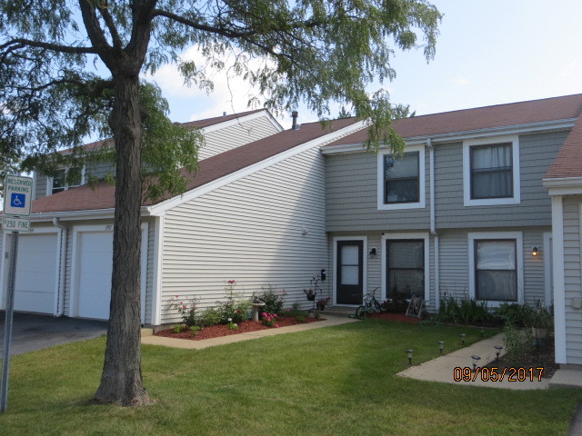 1997 Georgetown Lane Hoffman Estates, IL 60169 - Photo 1 of 23