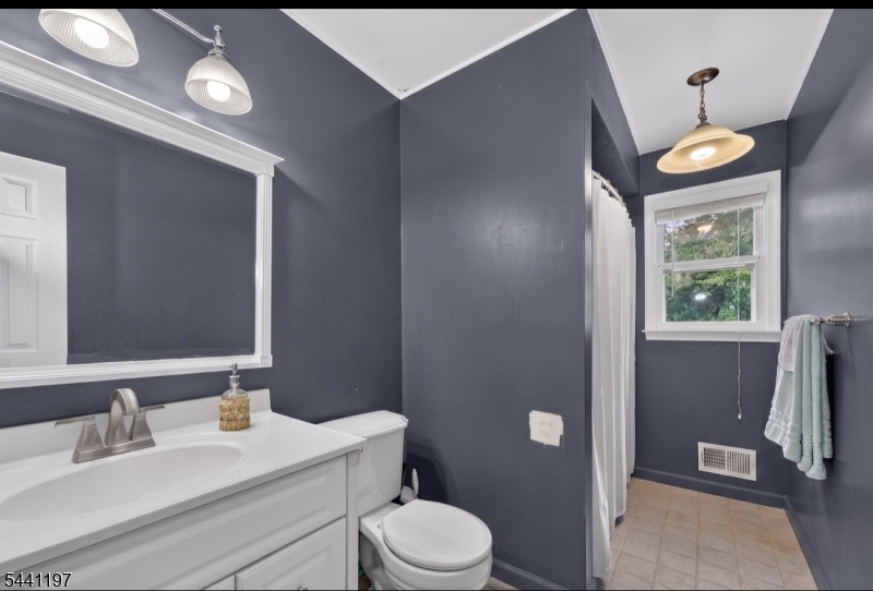 22 Sandra Road Ringoes, NJ 08551 - Photo 19 of 25