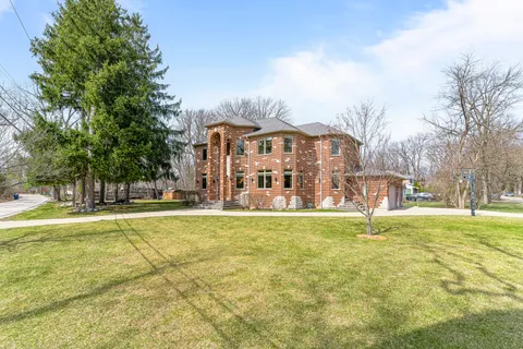 $1,399,000 | 11556 Elmwood Place, Deerfield, IL 60015