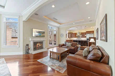 $1,399,000 | 11556 Elmwood Place, Deerfield, IL 60015