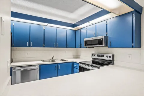 $190,000 | 1166 6th Avenue, Unit 21D, Vero Beach, FL 32960