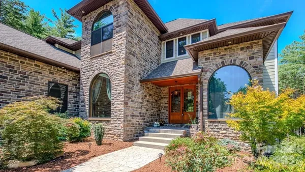 $1,400,000 | 1416 Southpointe Drive, Unit 67, Morganton, NC 28655