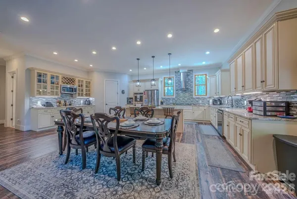 $1,400,000 | 1416 Southpointe Drive, Unit 67, Morganton, NC 28655
