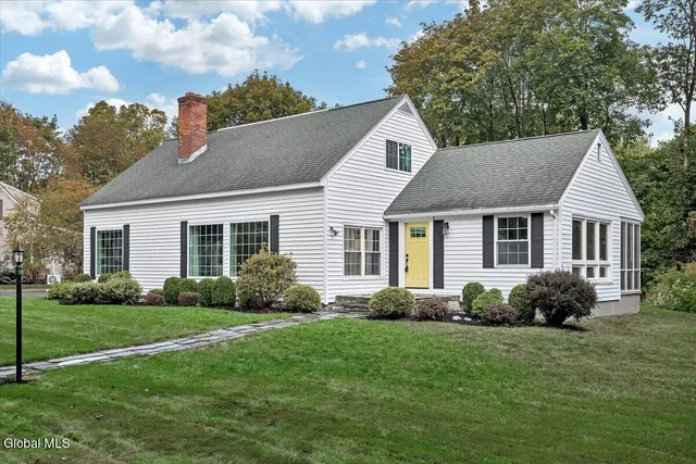 $399,000 | 10 Kenworth Avenue, Brunswick, NY 12180