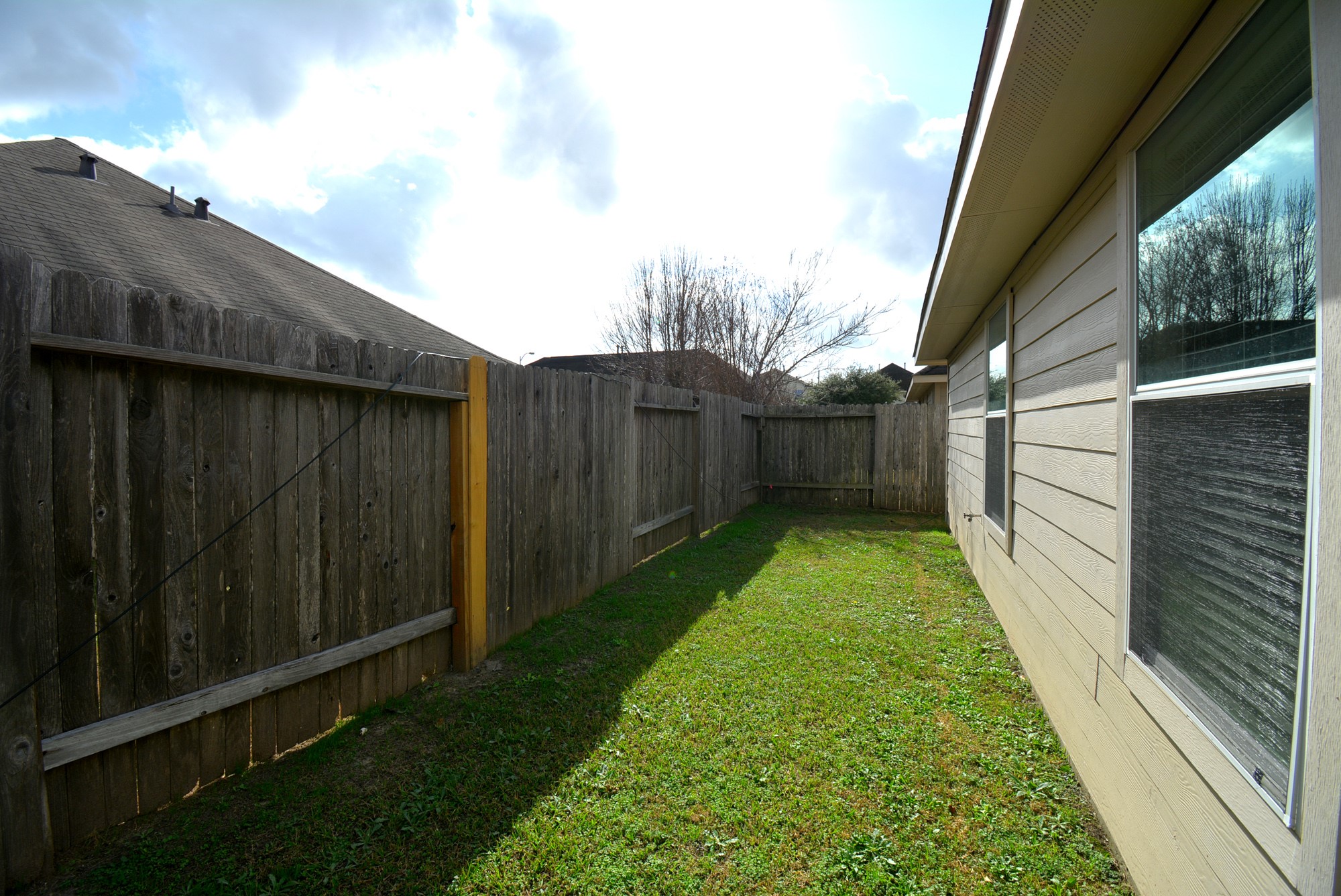 12010 Gregory Crossing Way Houston, TX 77067 - Photo 25 of 26 a view of a backyard