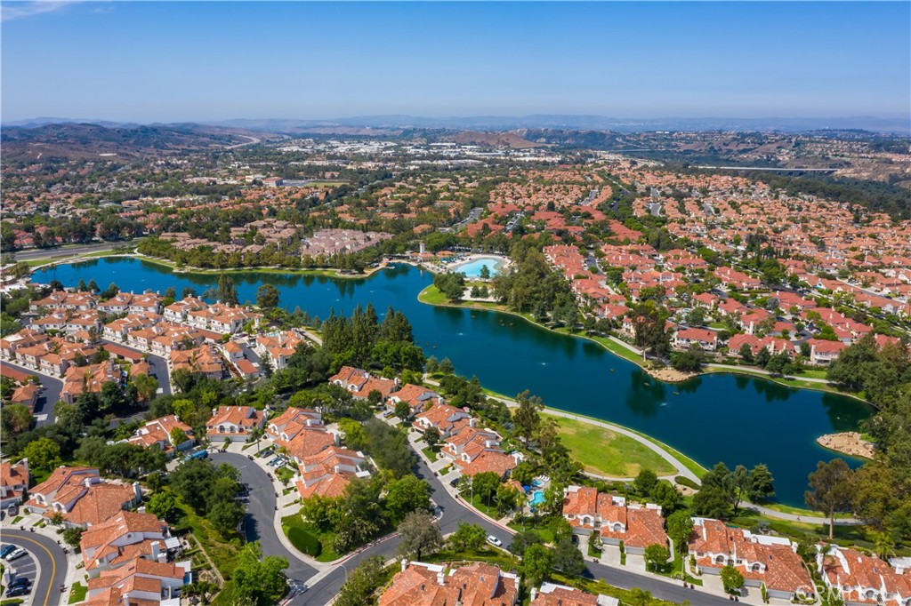 27 Vía Lavendera Rancho Santa Margarita, CA 92688 - Photo 26 of 49