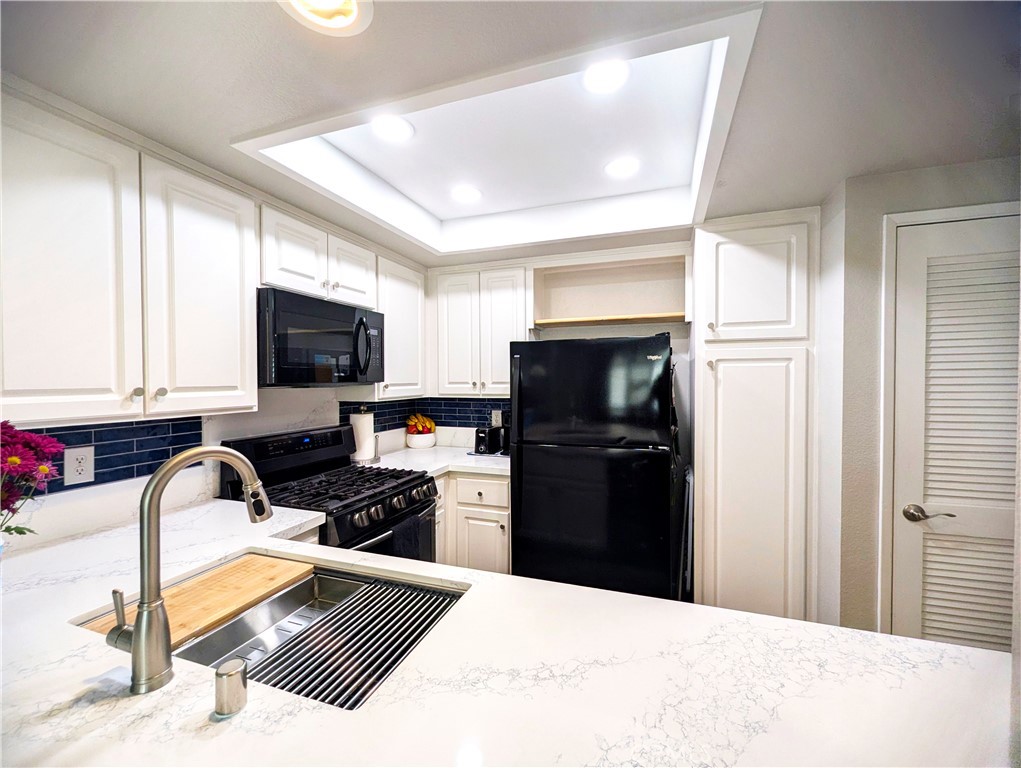 27 Vía Lavendera Rancho Santa Margarita, CA 92688 - Photo 3 of 49