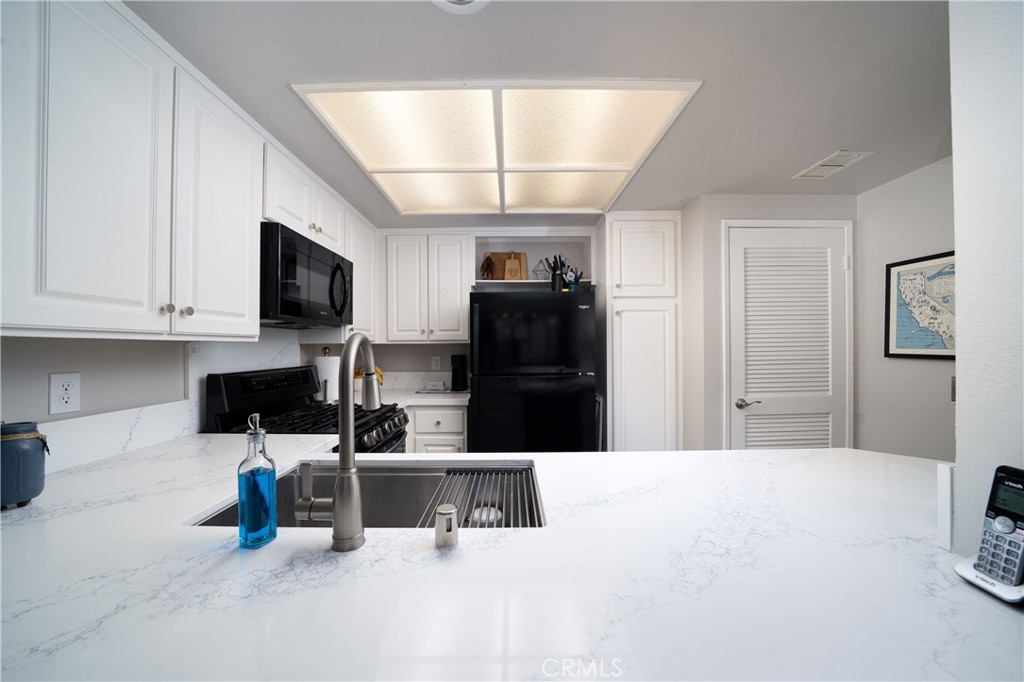 27 Vía Lavendera Rancho Santa Margarita, CA 92688 - Photo 4 of 50