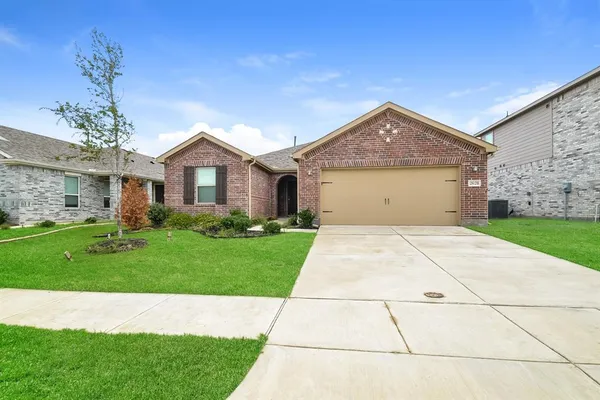$1,940 | 2628 Warren Lane, Aubrey, TX 76227