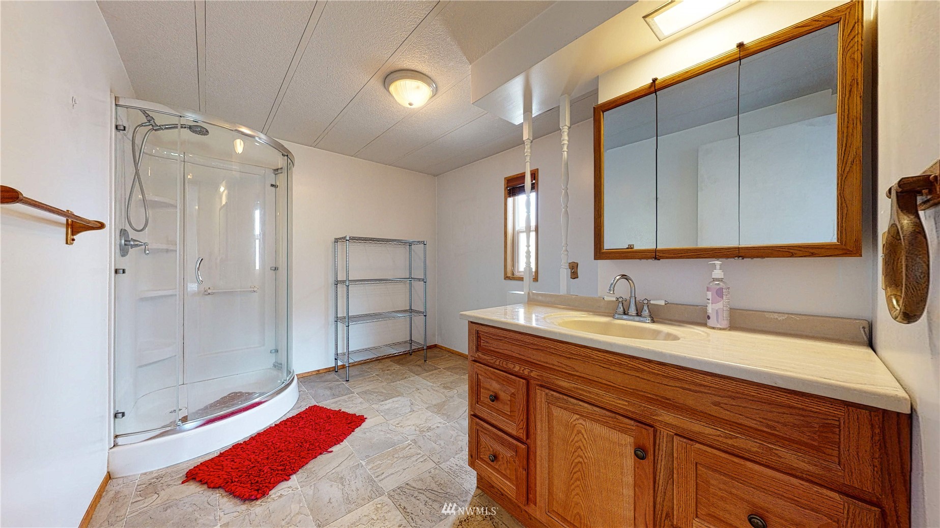 957 South Falcon Road Camano Island, WA 98282 - Photo 11 of 25 Gallery Image 11