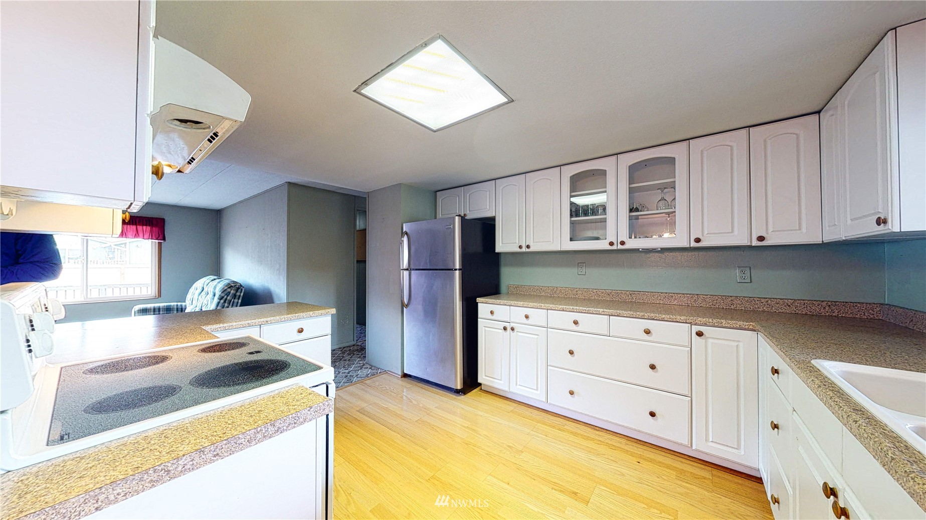 957 South Falcon Road Camano Island, WA 98282 - Photo 3 of 25 Gallery Image 3