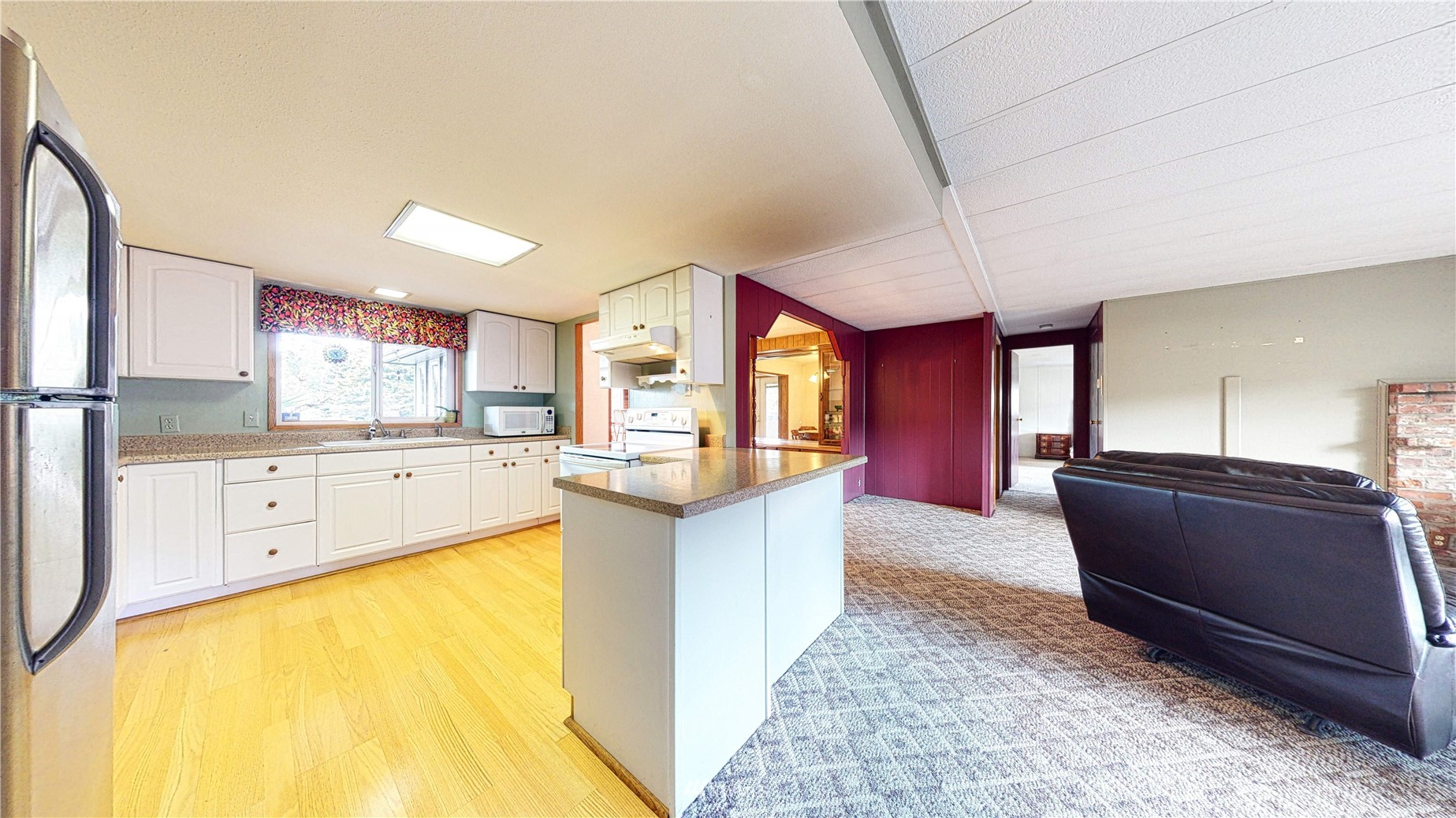 957 South Falcon Road Camano Island, WA 98282 - Photo 6 of 25 Gallery Image 6