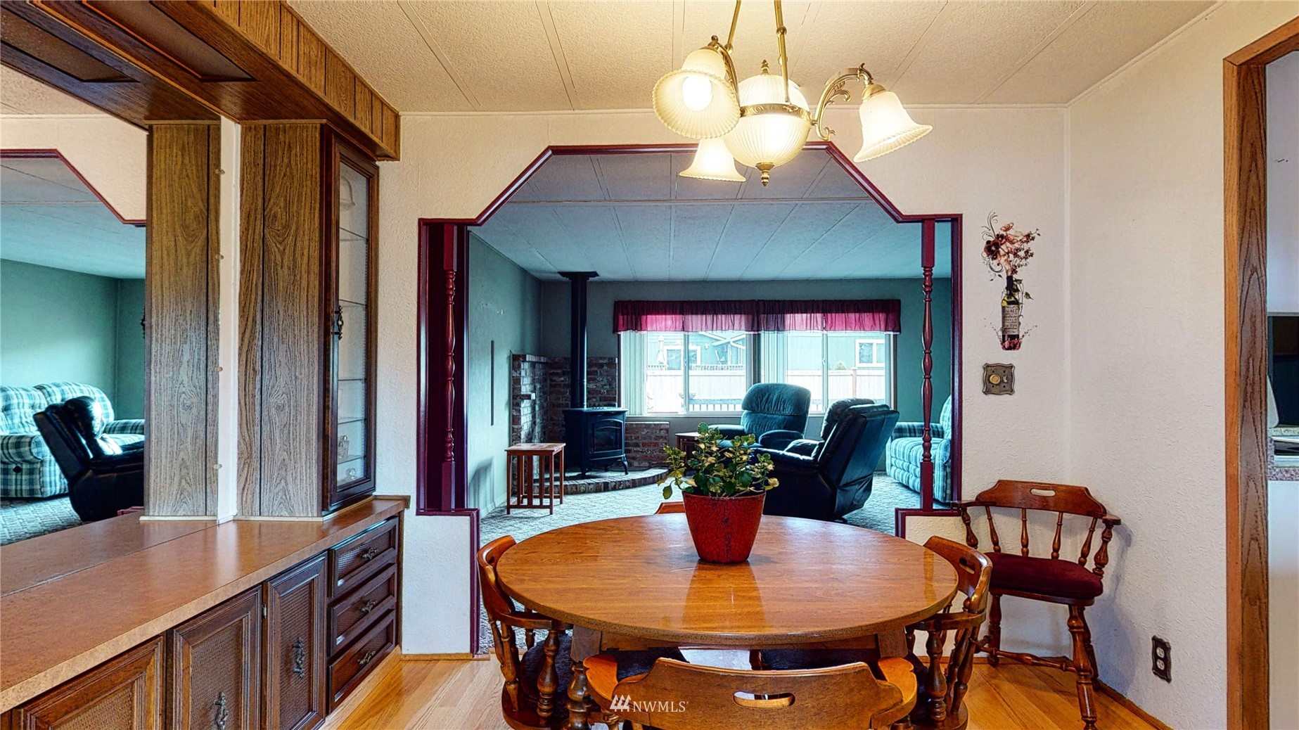 957 South Falcon Road Camano Island, WA 98282 - Photo 9 of 25 Gallery Image 9