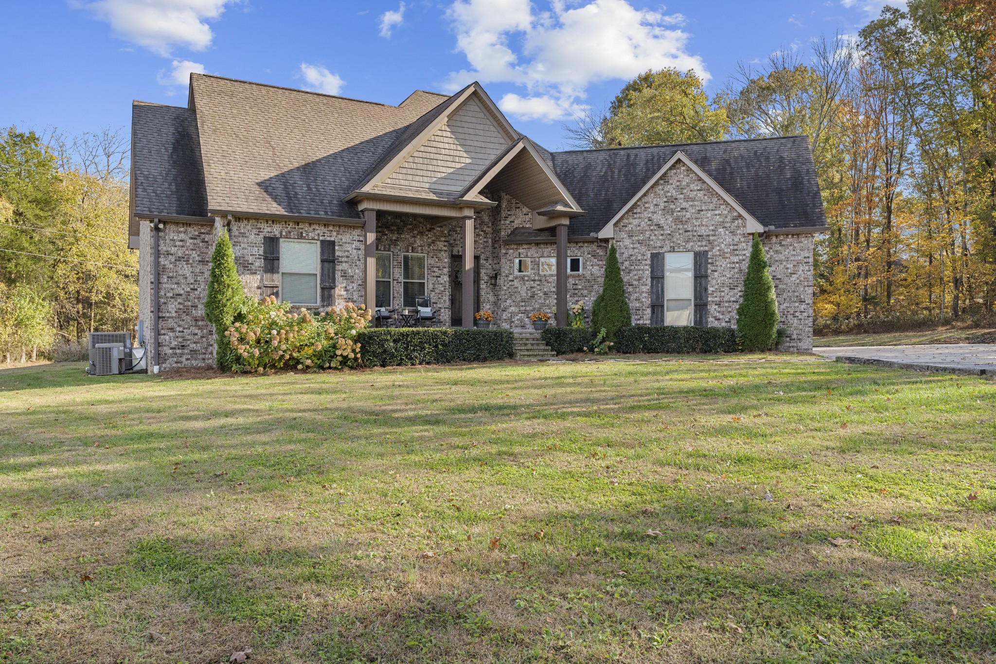 1945 Mann Road Lebanon, TN 37087 - Photo 1 of 66 Gallery Image 1