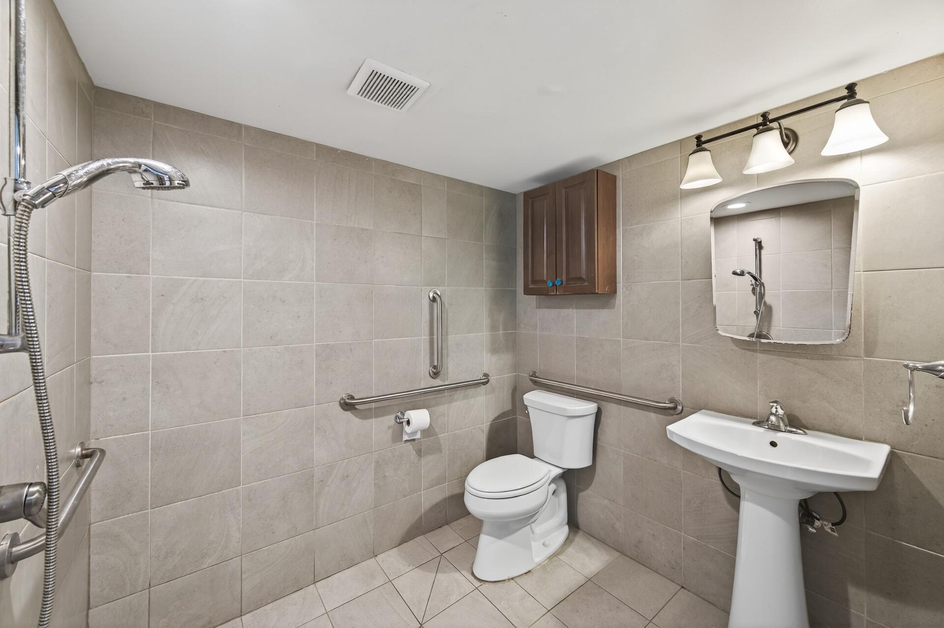 3916 Main Street Northeast Columbia Heights, MN 55421 - Photo 18 of 59