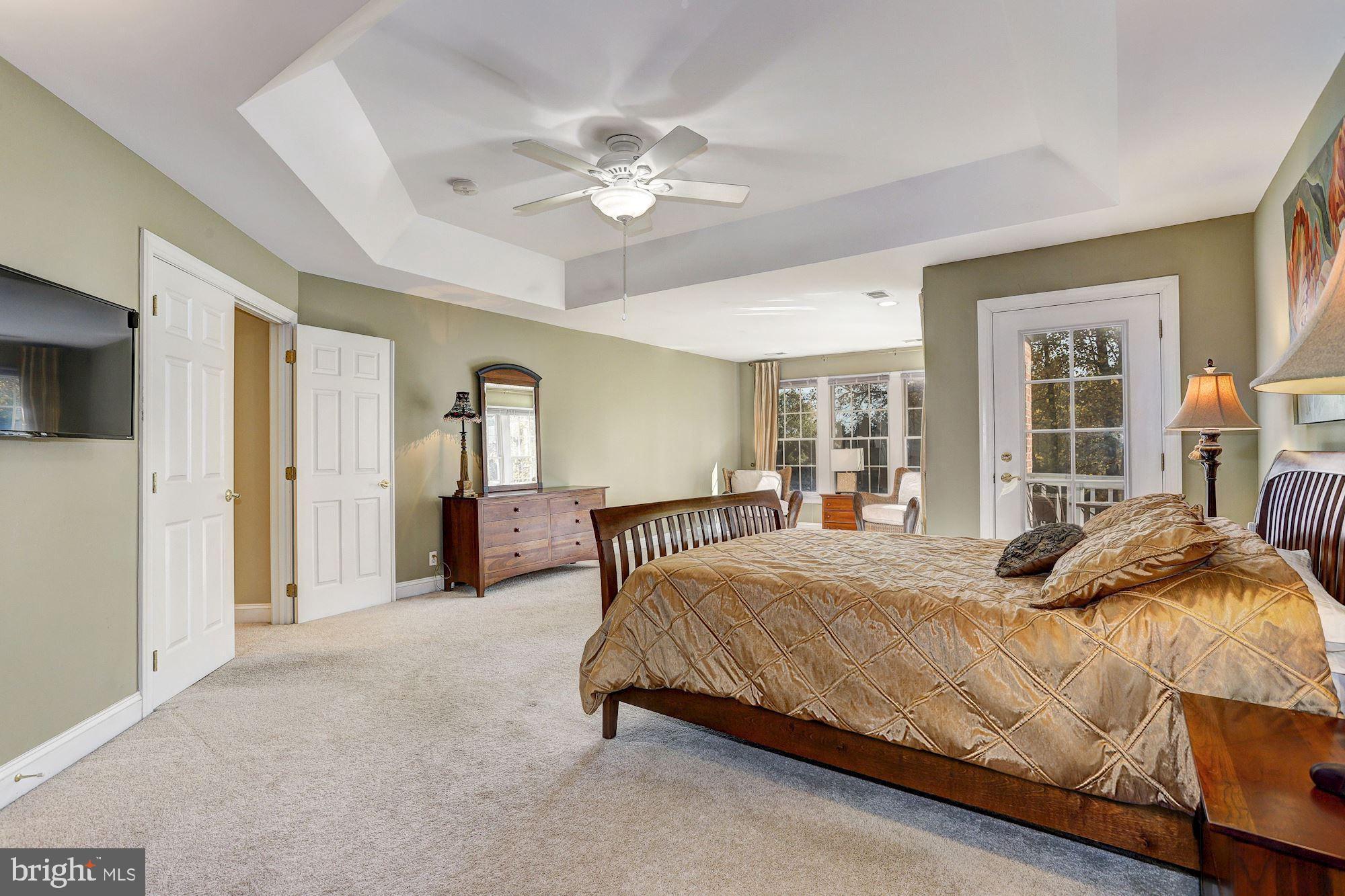 2679 Golf Island Road Ellicott City, MD 21042 - Photo 28 of 63 Primary Suite