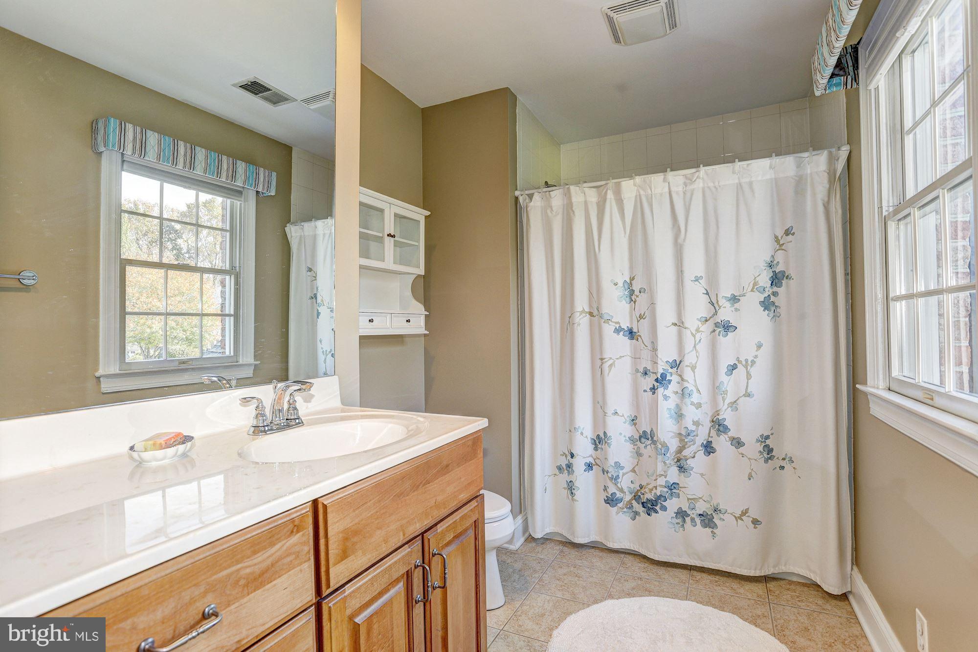 2679 Golf Island Road Ellicott City, MD 21042 - Photo 36 of 63 Bedroom 3 attached bath