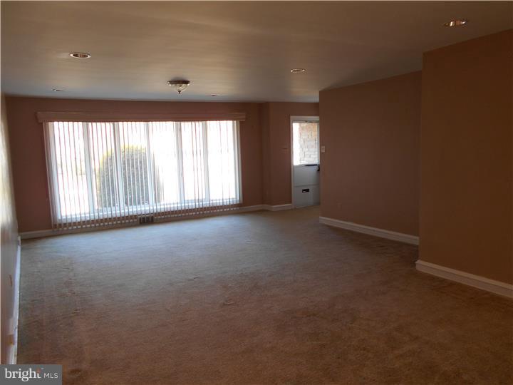 491 Concord Road Broomall, PA 19008 - Photo 4 of 25