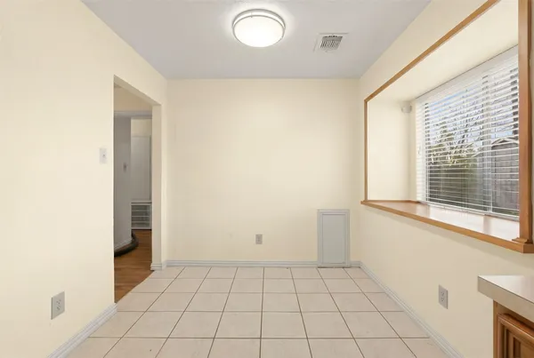 $1,350 | 703 Overbluff Street, Channelview, TX 77530