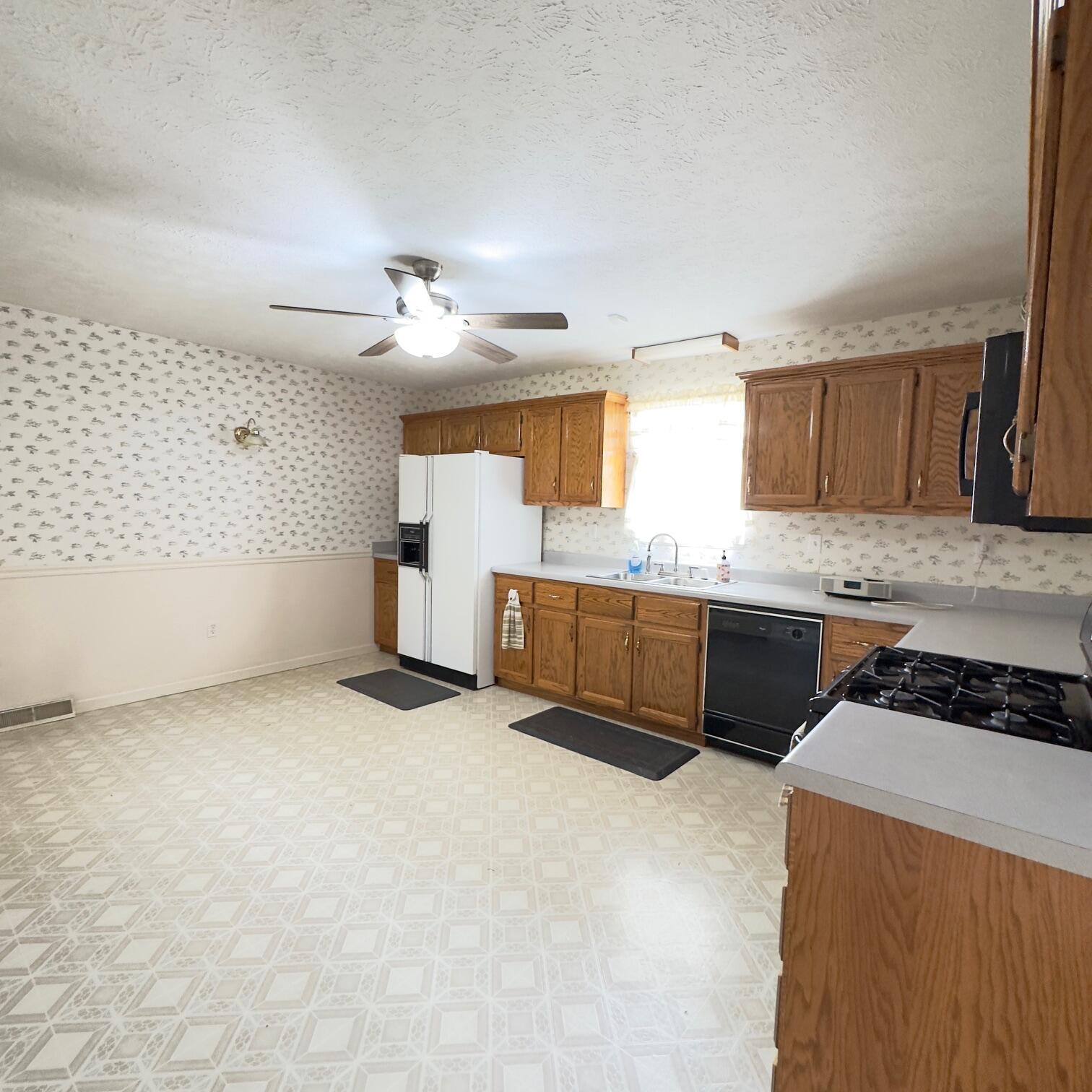1260 Watch Road Corbin, KY 40701 - Photo 10 of 56 WATCH (49)