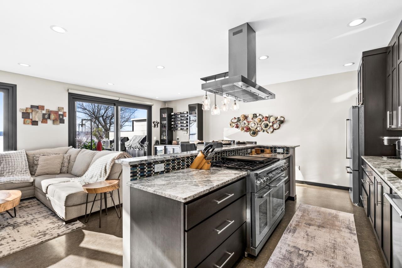 2727 Minnesota Avenue Duluth, MN 55802 - Photo 8 of 76