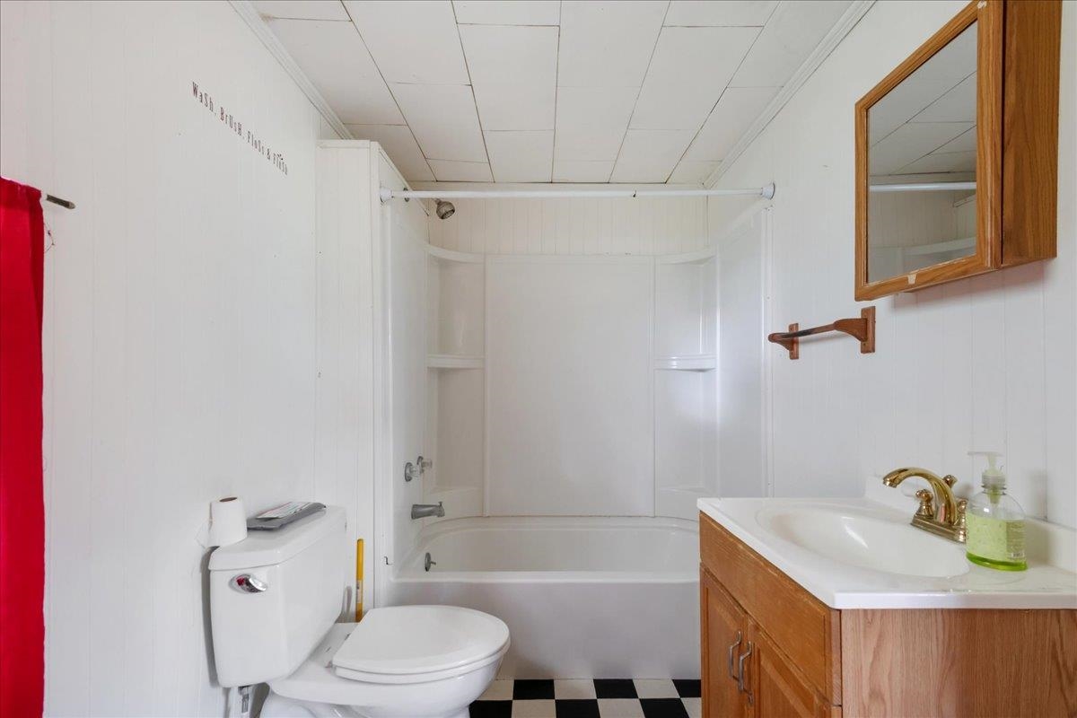 23 Hanna Road Highgate, VT 05459 - Photo 15 of 30