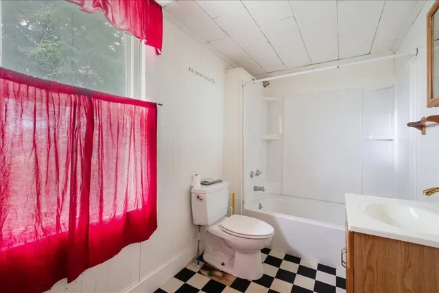 $165,000 | 23 Hanna Road, Highgate, VT 05459