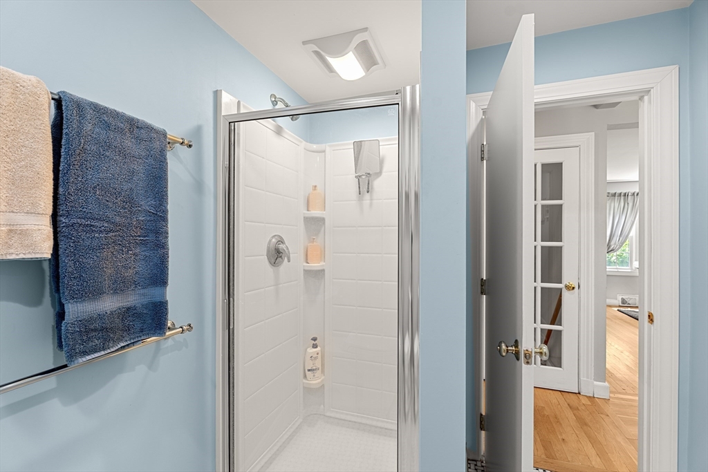 84 Pleasant Street Wenham, MA 01984 - Photo 18 of 38