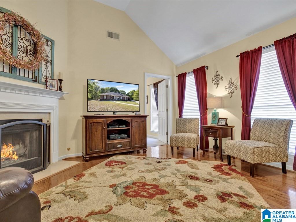 124 Star View Circle Alabaster, AL 35007 - Photo 2 of 25