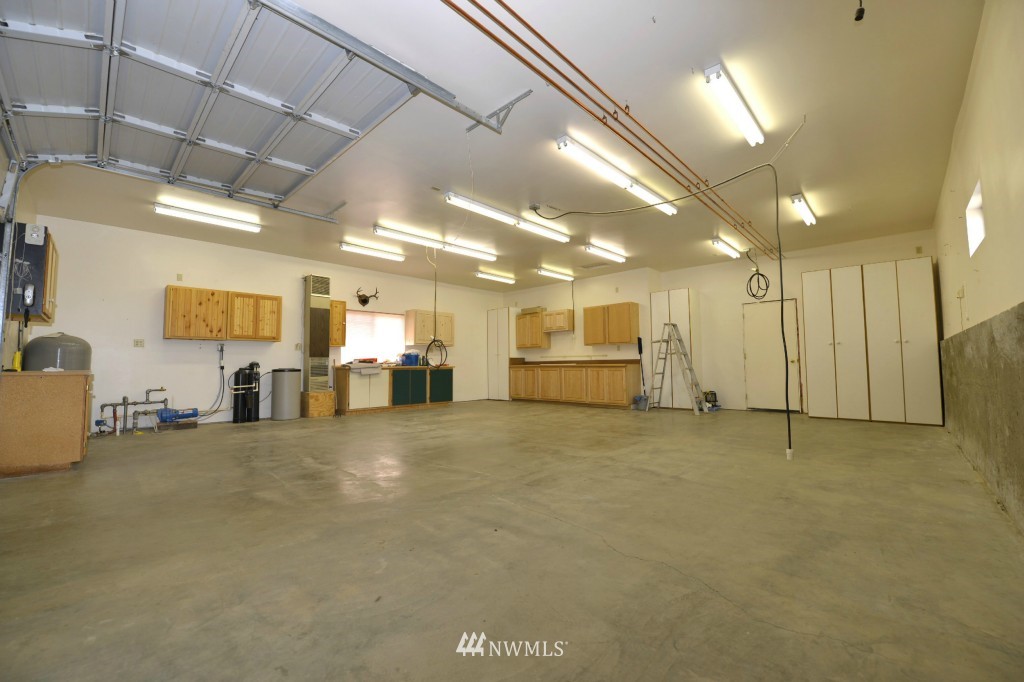 43 Davis Lake Ranch Road Winthrop, WA 98862 - Photo 17 of 25 Gallery Image 17