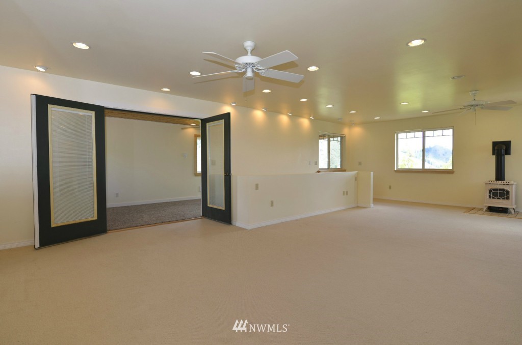 43 Davis Lake Ranch Road Winthrop, WA 98862 - Photo 22 of 25 Gallery Image 22