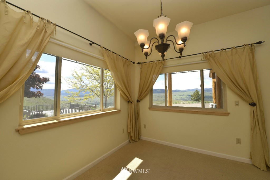 43 Davis Lake Ranch Road Winthrop, WA 98862 - Photo 8 of 25 Gallery Image 8