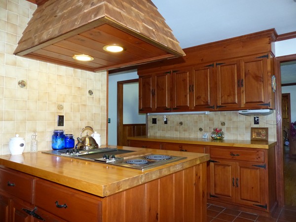 569 Orange Road Warwick, MA 01378 - Photo 5 of 30