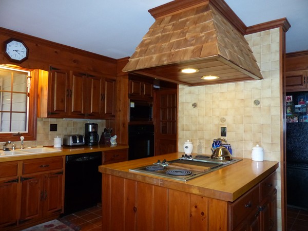569 Orange Road Warwick, MA 01378 - Photo 6 of 30