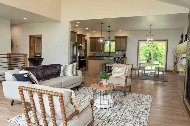 $683,000 | 1655 Arnie's Court, De Pere, WI 54115