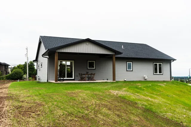 $683,000 | 1655 Arnie's Court, De Pere, WI 54115