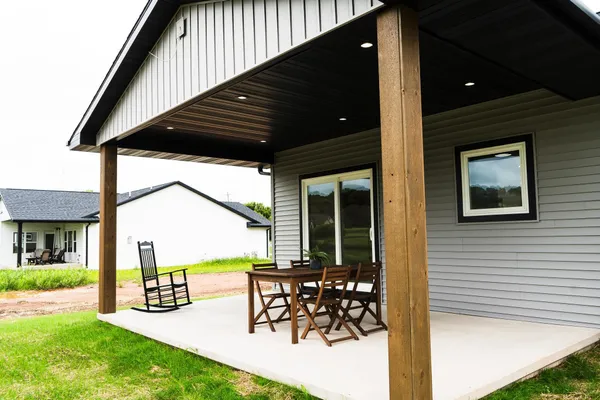 $683,000 | 1655 Arnie's Court, De Pere, WI 54115