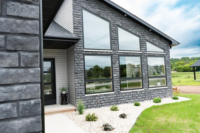 $683,000 | 1655 Arnie's Court, De Pere, WI 54115