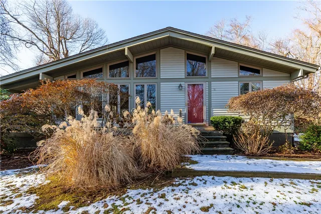 $799,900 | 35 Sunset Avenue, North Kingstown, RI 02874